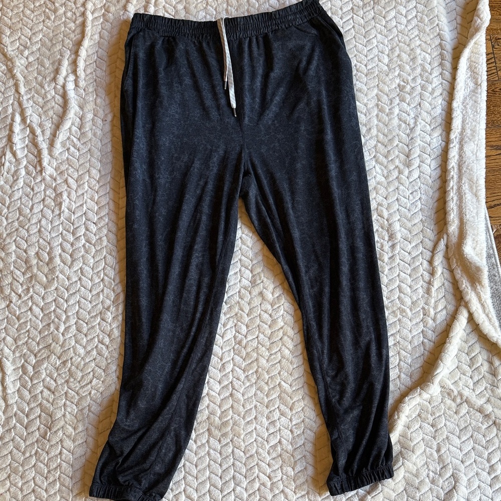 Vuori Charcoal Joggers